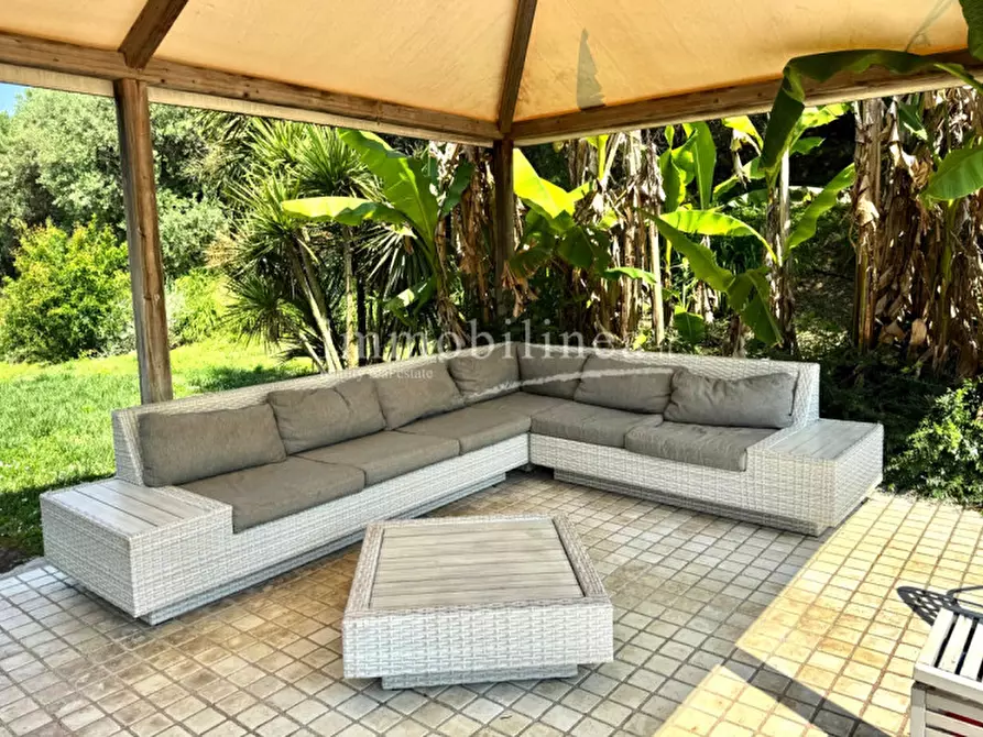 Immagine 41 di Rustico / casale in vendita  in via mazzano a Bardolino