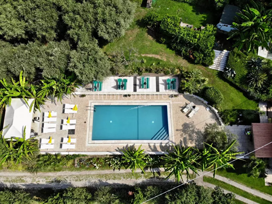 Immagine 52 di Rustico / casale in vendita  a Bardolino