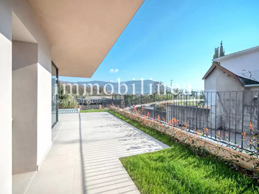 Immagine 5 di Casa bifamiliare in vendita  in Cortina - Marciaga a Costermano sul Garda