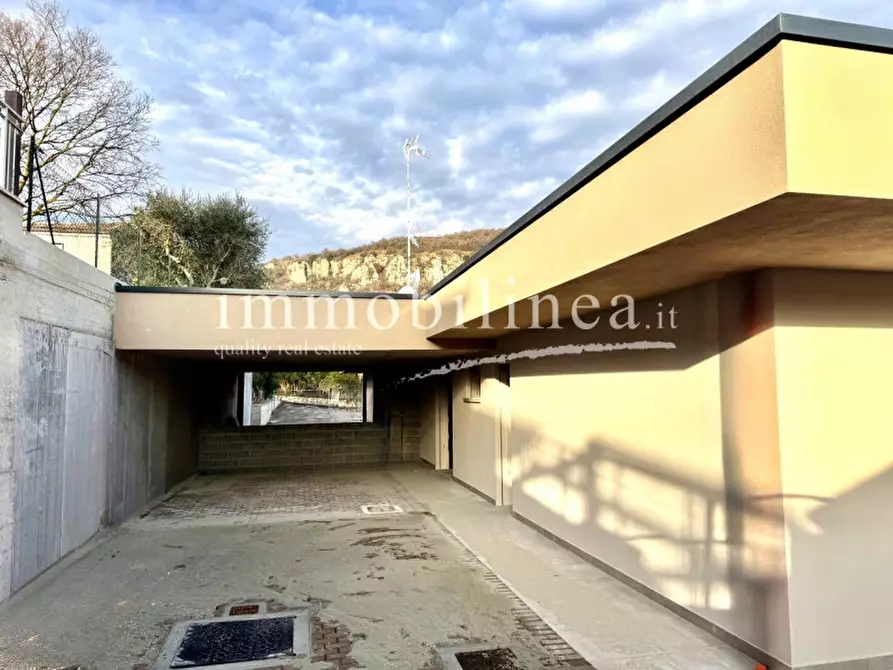 Immagine 11 di Casa bifamiliare in vendita  in Cortina - Marciaga a Costermano sul Garda