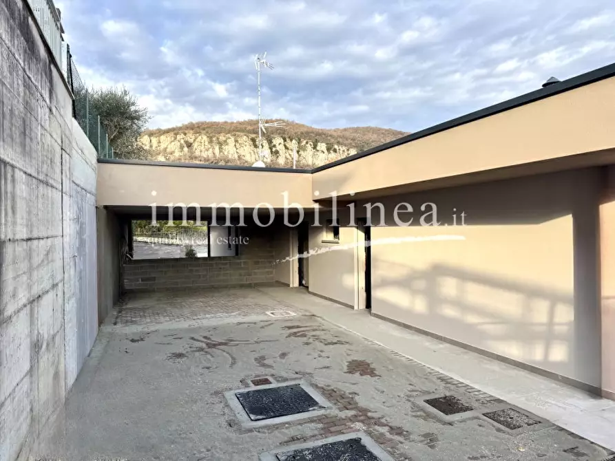 Immagine 12 di Casa bifamiliare in vendita  in Cortina - Marciaga a Costermano sul Garda
