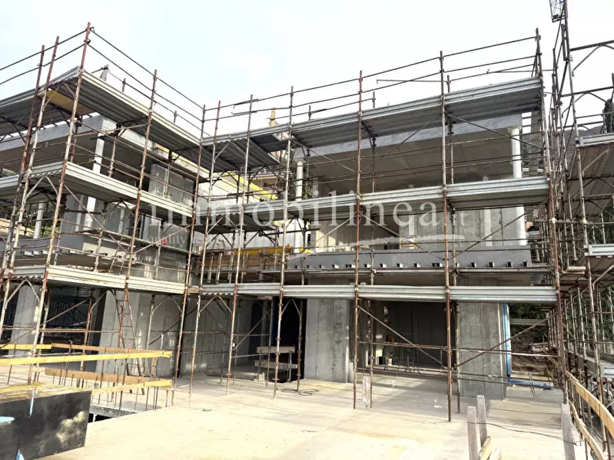 Immagine 15 di Appartamento in vendita  in Pai a Torri Del Benaco