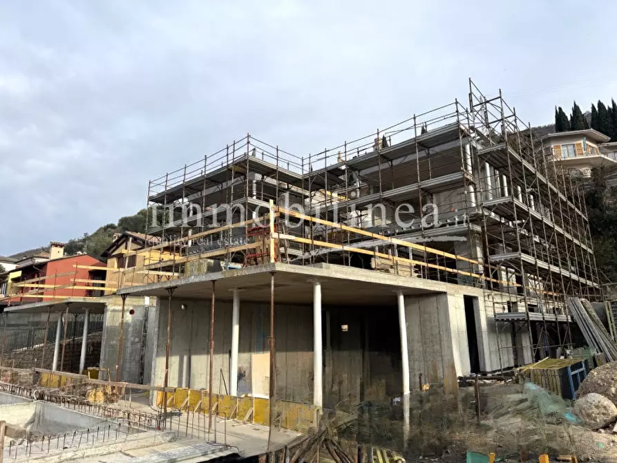 Immagine 17 di Appartamento in vendita  in Pai a Torri Del Benaco