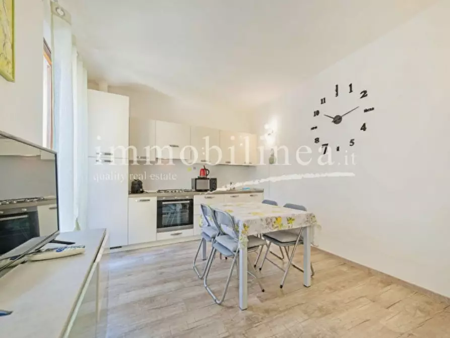 Immagine 7 di Appartamento in vendita  in Corso Dante Alighieri a Torri Del Benaco