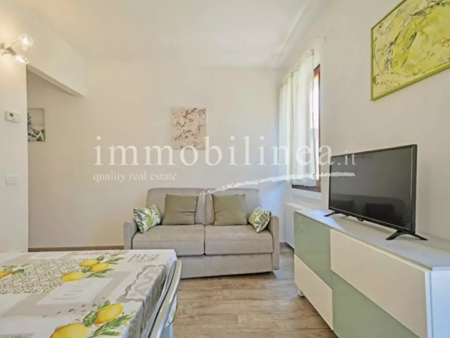 Immagine 10 di Appartamento in vendita  in Corso Dante Alighieri a Torri Del Benaco