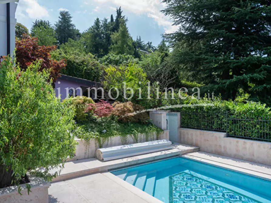 Immagine 3 di Villa in vendita  in Via Monsignor G. Lenotti a San Zeno Di Montagna