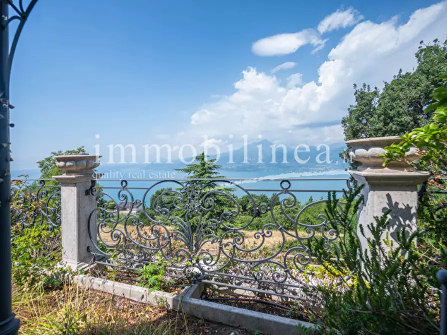 Immagine 9 di Villa in vendita  in Via Monsignor G. Lenotti a San Zeno Di Montagna