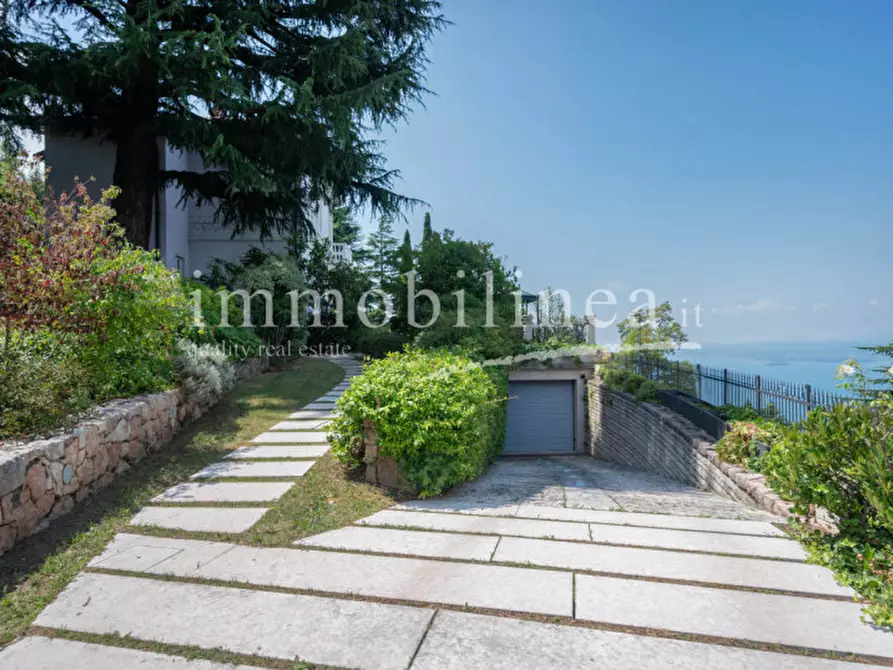 Immagine 11 di Villa in vendita  in Via Monsignor G. Lenotti a San Zeno Di Montagna