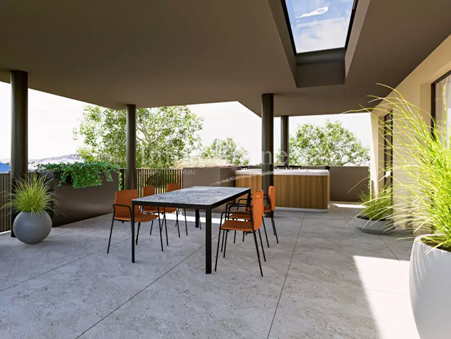 Immagine 14 di Appartamento in vendita  in via Giare a Garda