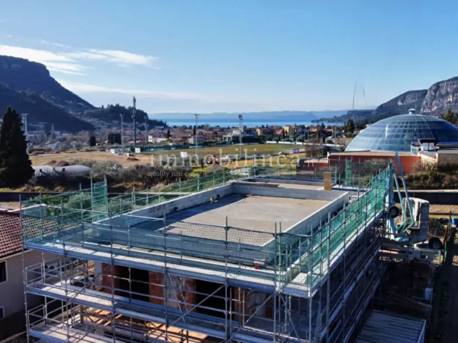 Immagine 16 di Appartamento in vendita  in via Giare a Garda