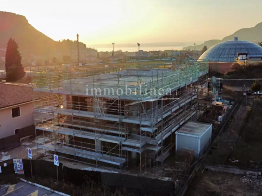 Immagine 19 di Appartamento in vendita  in via Giare a Garda