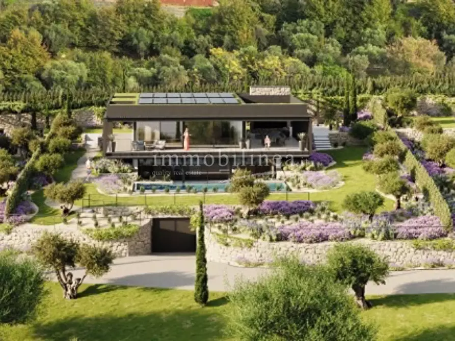 Immagine 4 di Villa in vendita  in Ville Benacvs a Torri Del Benaco
