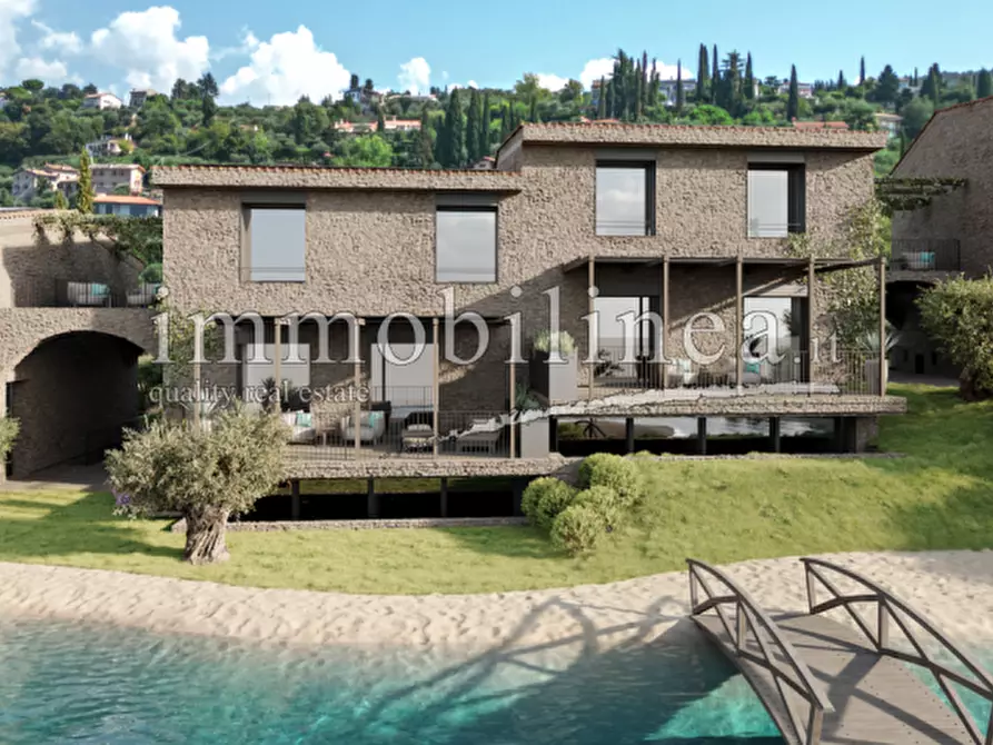 Immagine 5 di Appartamento in vendita  in Ca' Sevino a Torri Del Benaco