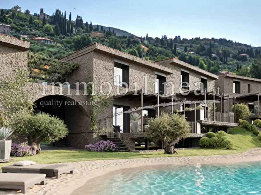 Immagine 6 di Appartamento in vendita  in Ca' Sevino a Torri Del Benaco