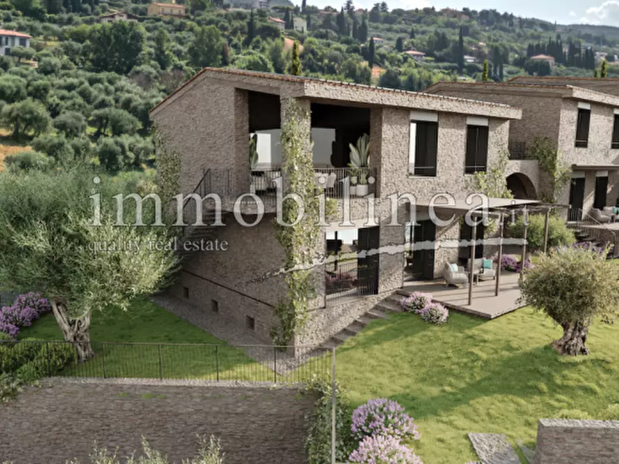 Immagine 7 di Appartamento in vendita  in Ca' Sevino a Torri Del Benaco