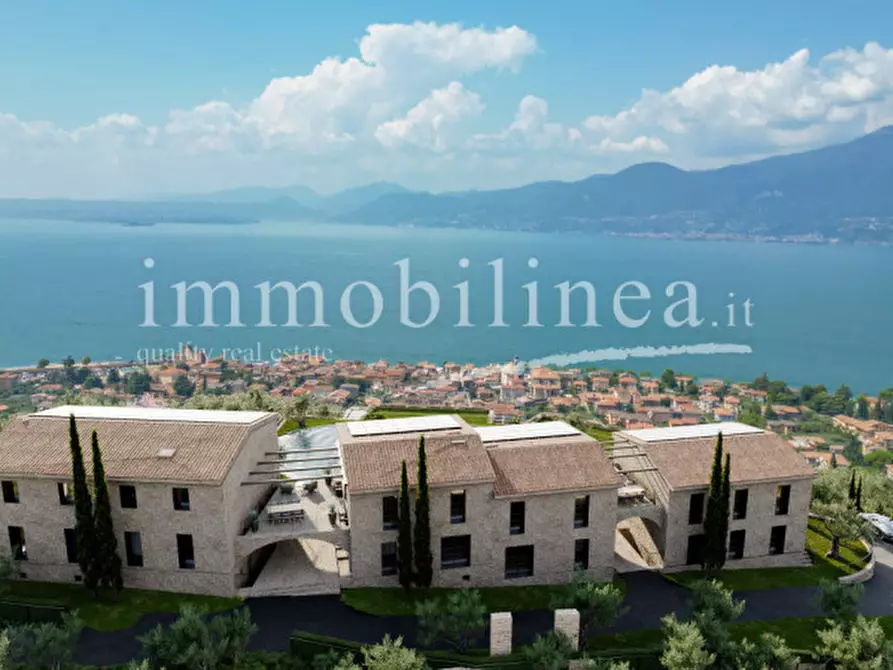 Immagine 10 di Appartamento in vendita  in Ca' Sevino a Torri Del Benaco