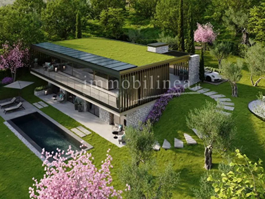 Immagine 2 di Villa in vendita  in Rossone a Torri Del Benaco