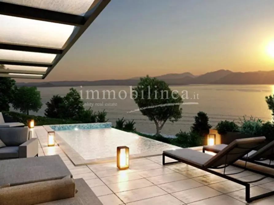 Immagine 5 di Villa in vendita  in Rossone a Torri Del Benaco