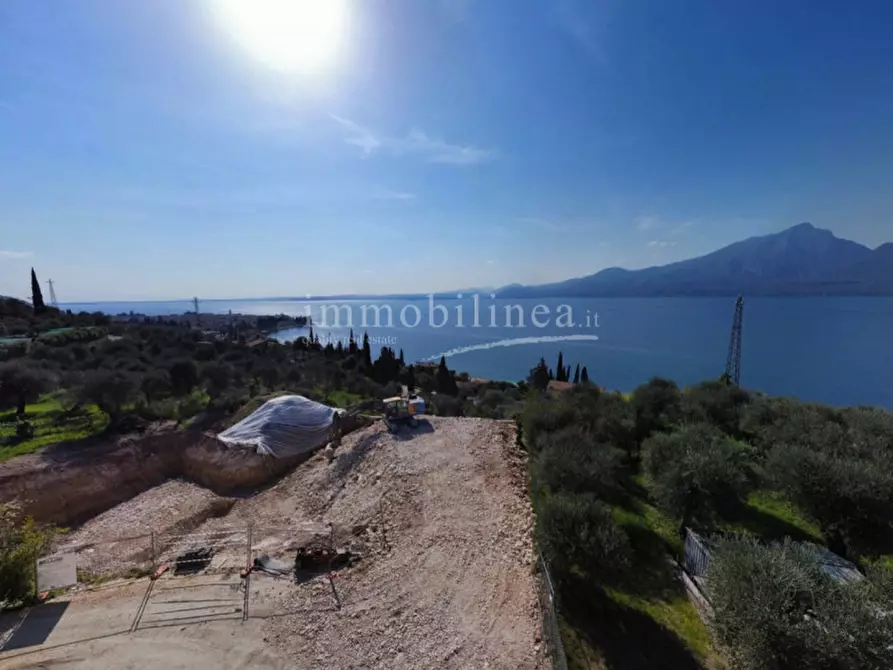 Immagine 15 di Villa in vendita  in Rossone a Torri Del Benaco