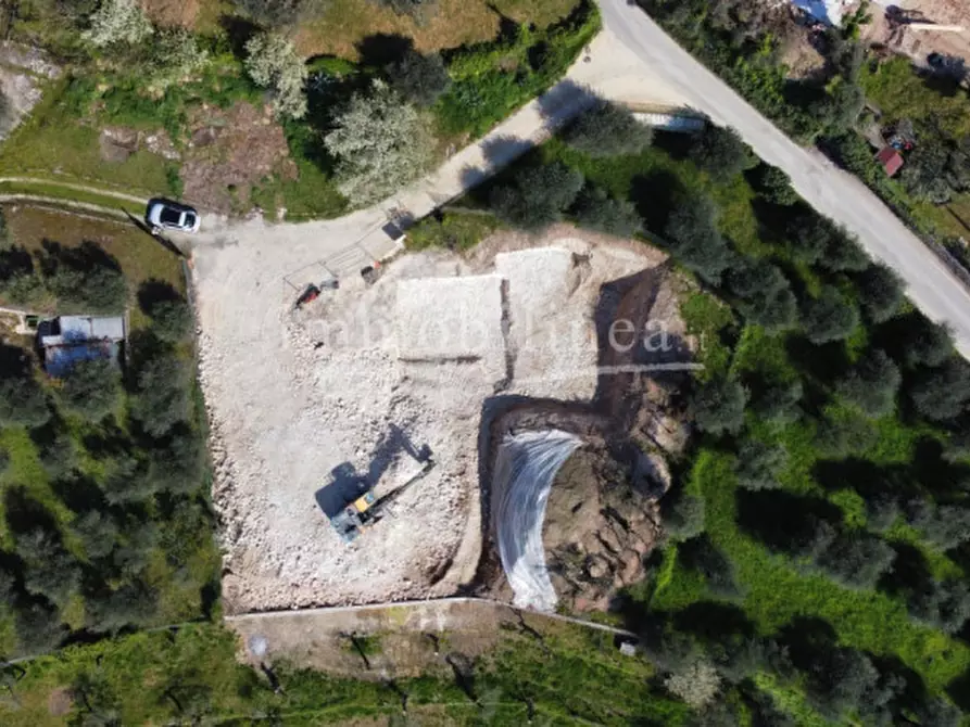 Immagine 17 di Villa in vendita  in Rossone a Torri Del Benaco