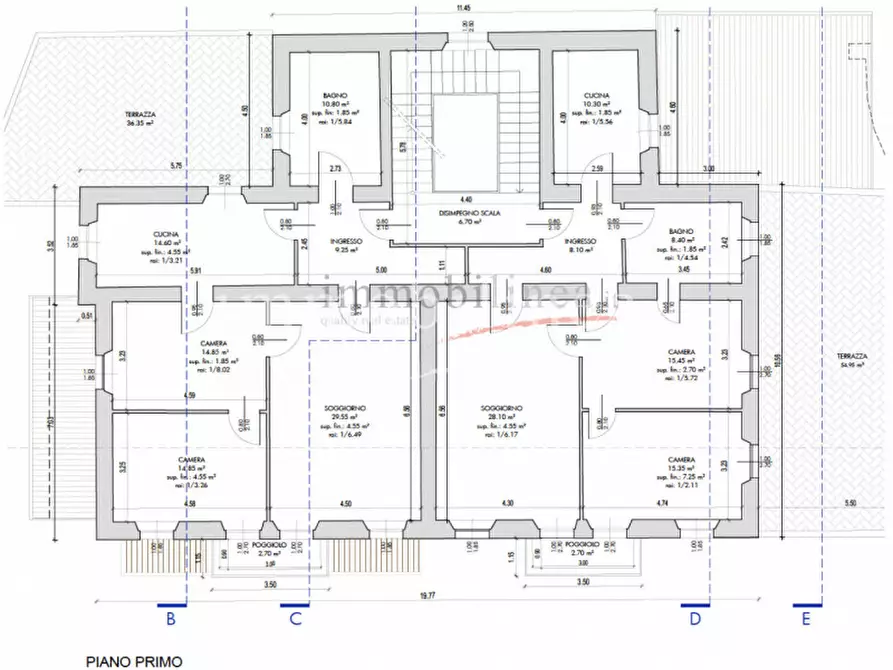 Immagine 4 di Casa quadrifamiliare in vendita  in Via Fratelli Lavanda a Torri Del Benaco
