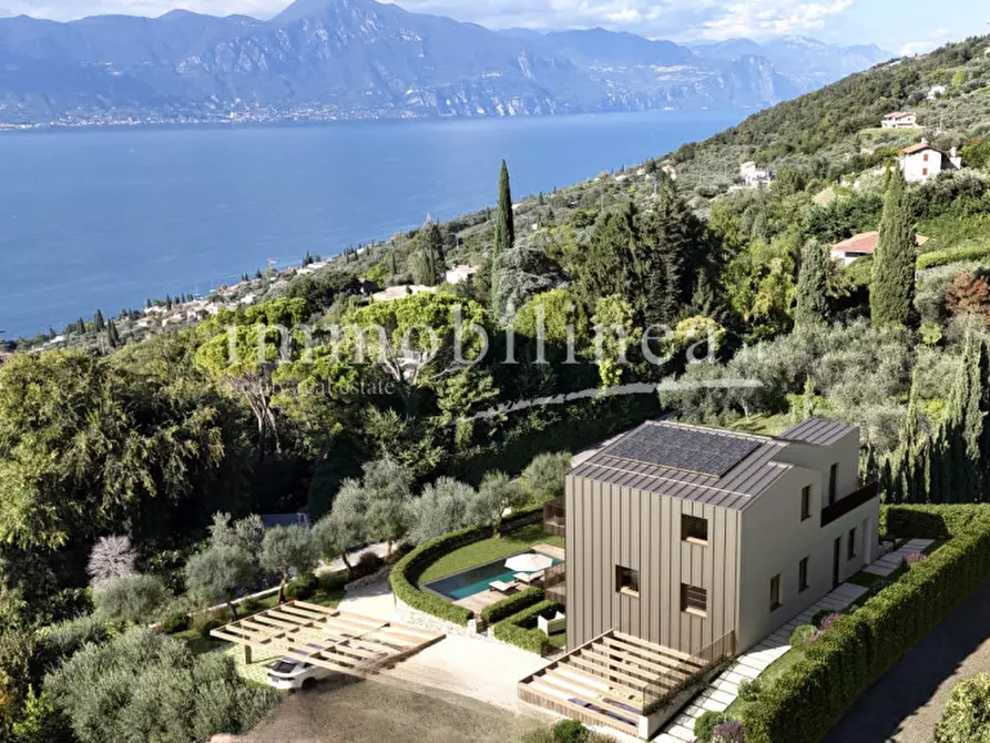 Immagine 13 di Appartamento in vendita  in Via per Albisano a Torri Del Benaco