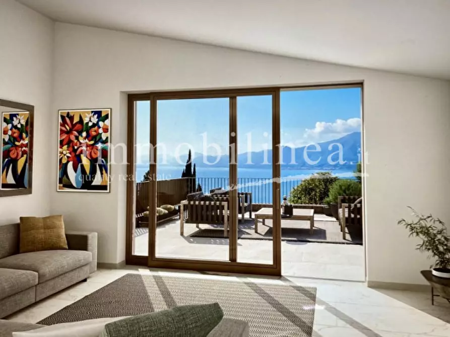 Immagine 1 di Attico in vendita  in via per Albisano -  TRILOGY a Torri Del Benaco