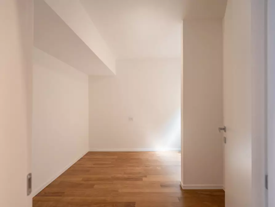 Immagine 22 di Attico in vendita  in lungolago barbaran a Torri Del Benaco