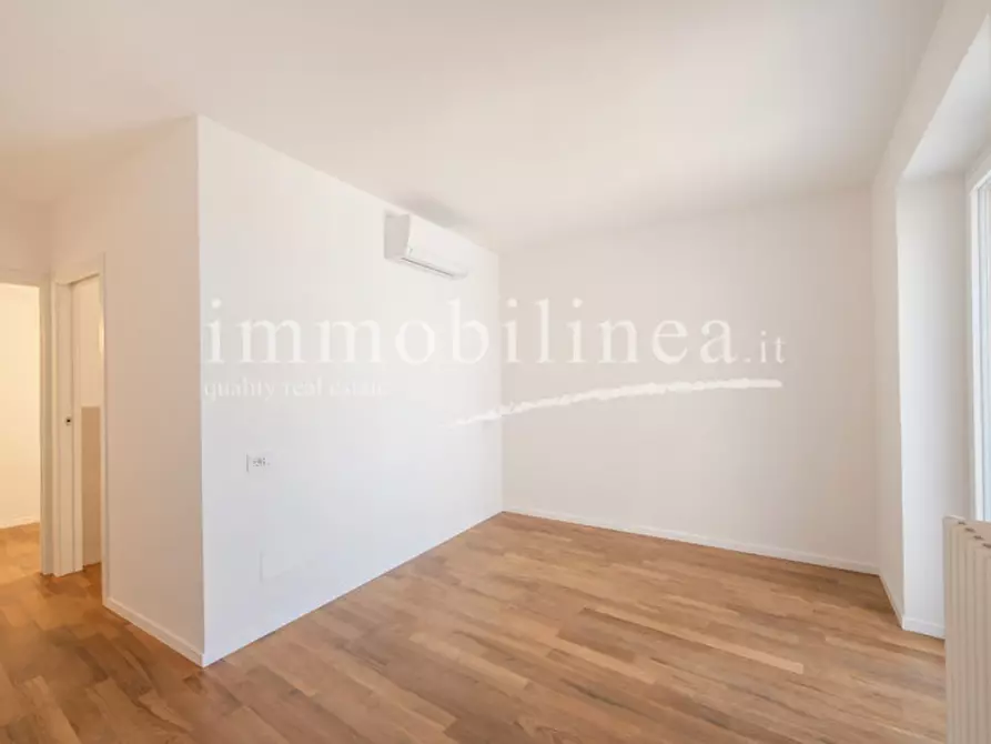 Immagine 32 di Attico in vendita  in lungolago barbaran a Torri Del Benaco