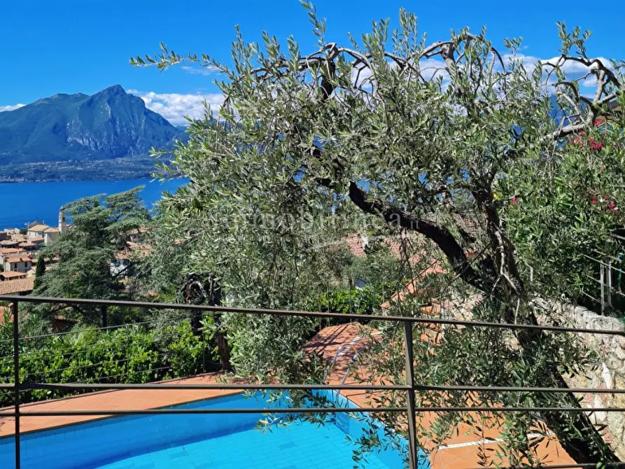 Immagine 7 di Villa in vendita  in Luigi Pirandello a Torri Del Benaco