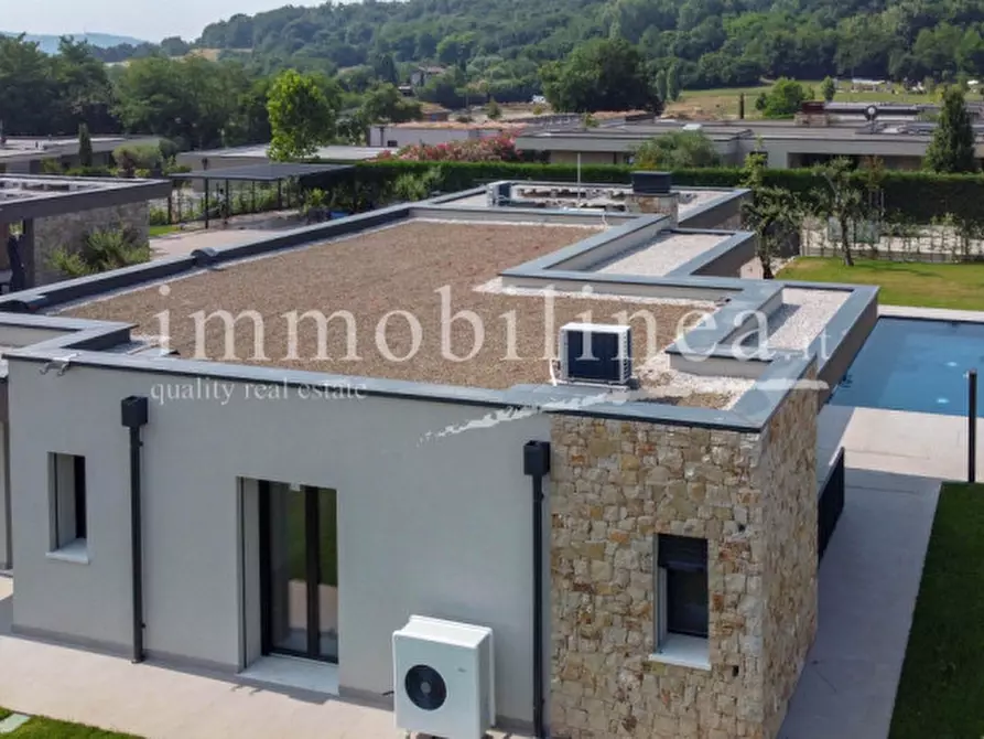 Immagine 20 di Villa in vendita  in Rossar a Costermano sul Garda