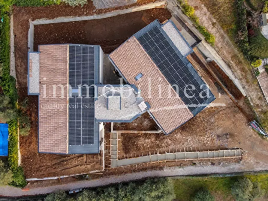 Immagine 8 di Appartamento in vendita  in Via Cà Bianca a Torri Del Benaco