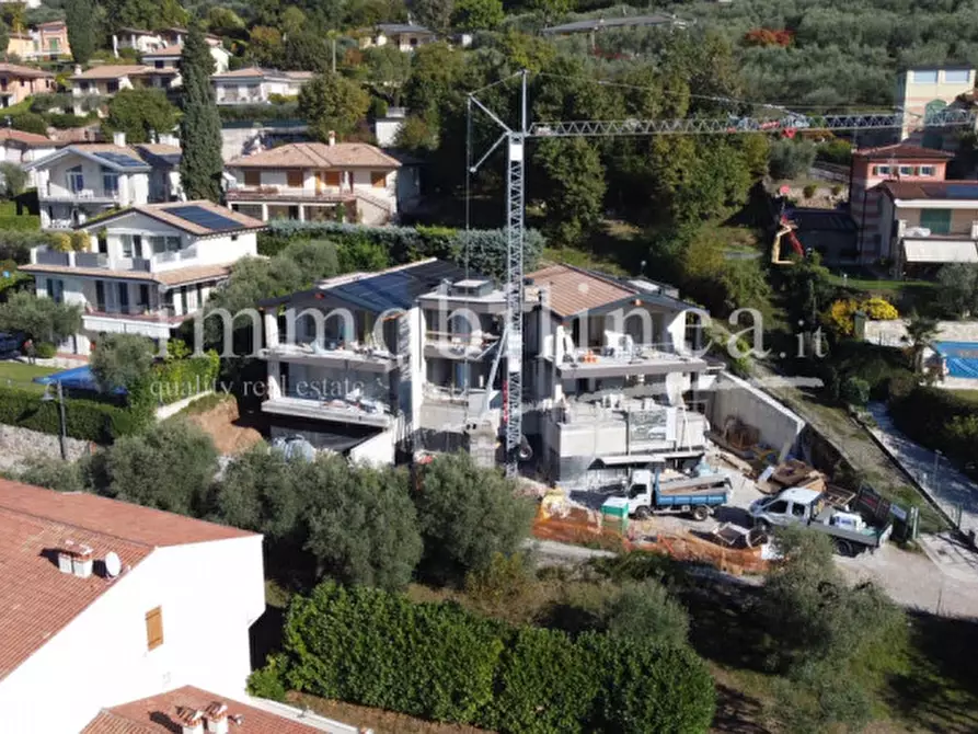 Immagine 14 di Appartamento in vendita  in Via Cà Bianca a Torri Del Benaco