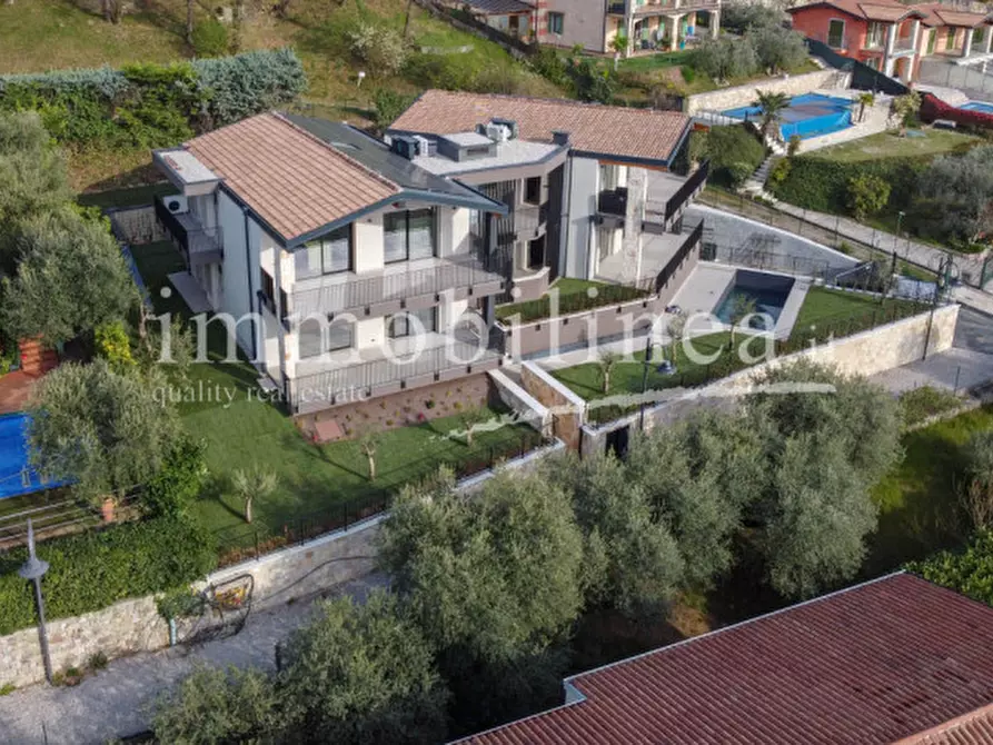 Immagine 28 di Appartamento in vendita  in Via Cà Bianca a Torri Del Benaco