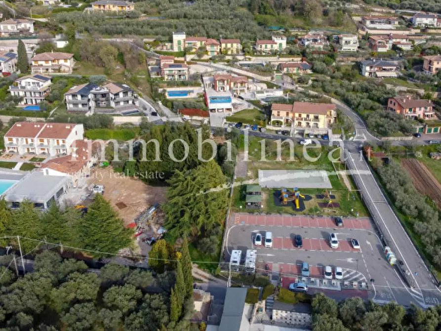 Immagine 61 di Appartamento in vendita  in Via Cà Bianca a Torri Del Benaco