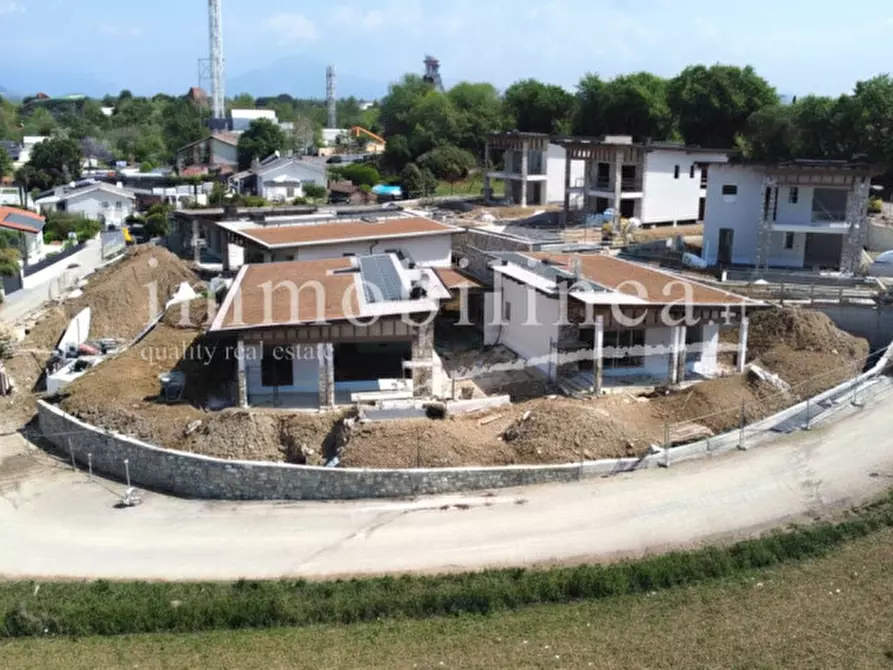 Immagine 9 di Villa in vendita  in La Bosca a Lazise