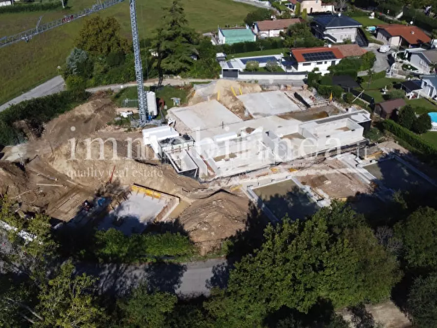 Immagine 21 di Villa in vendita  in La Bosca a Lazise