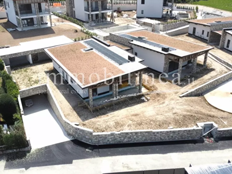 Immagine 43 di Villa in vendita  in La Bosca a Lazise