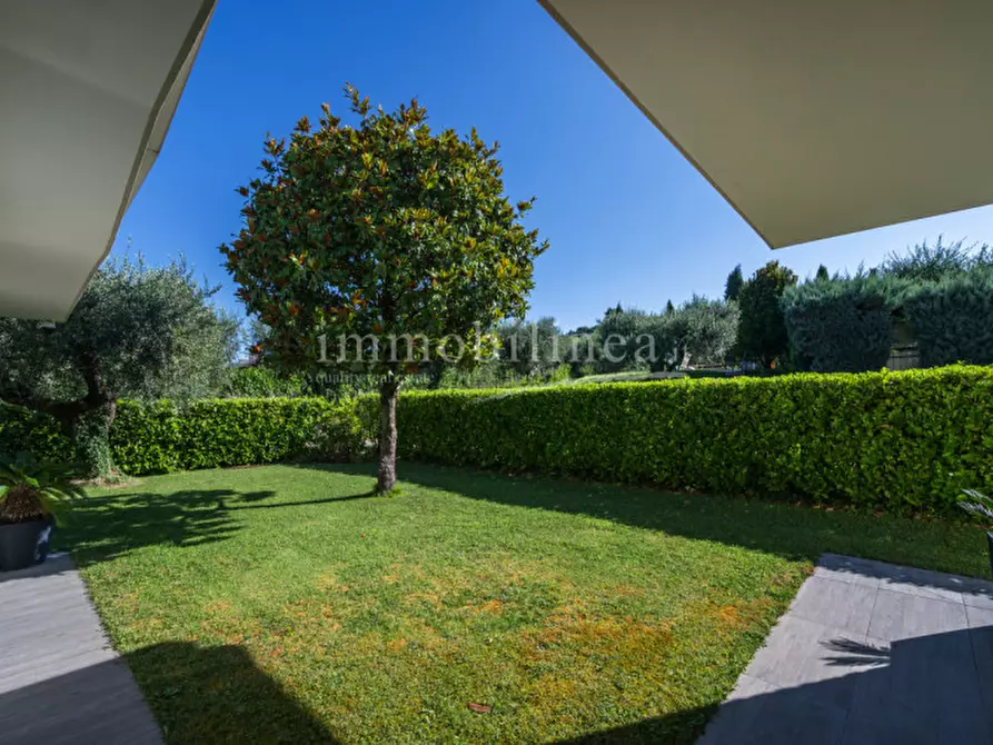 Immagine 5 di Villa in vendita  in Giare - Valsorda a Bardolino