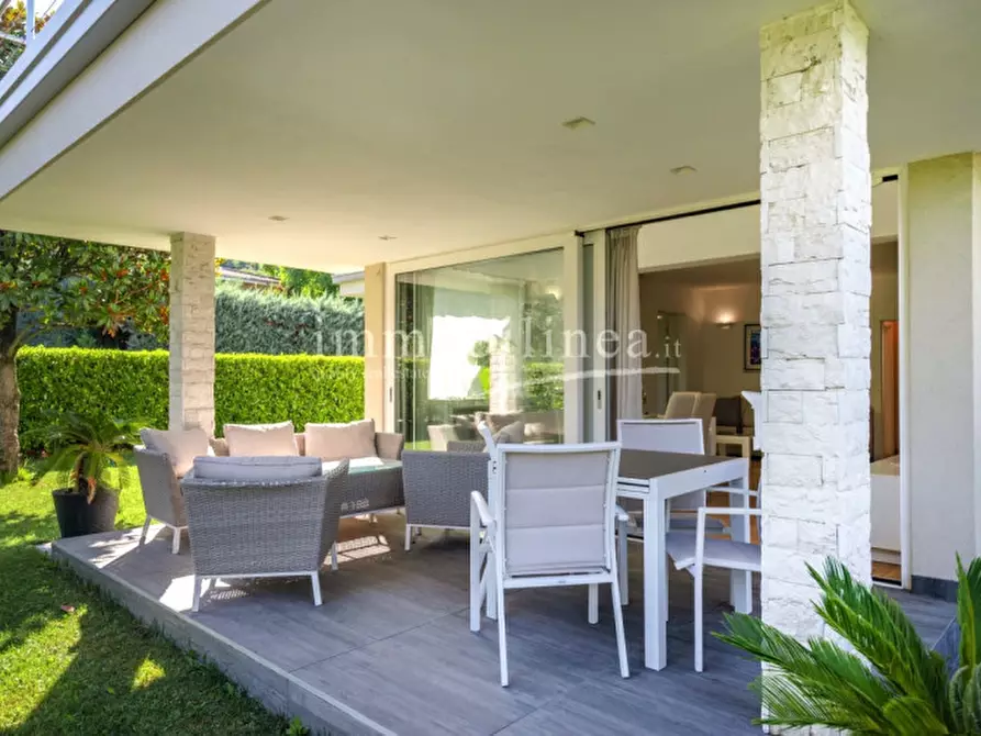 Immagine 13 di Villa in vendita  in Giare - Valsorda a Bardolino