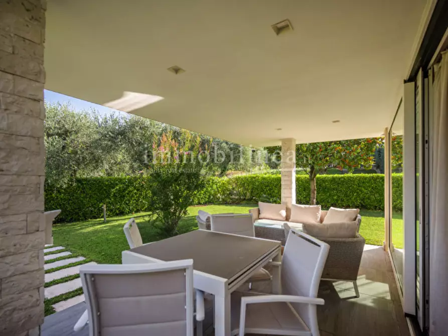 Immagine 14 di Villa in vendita  in Giare - Valsorda a Bardolino