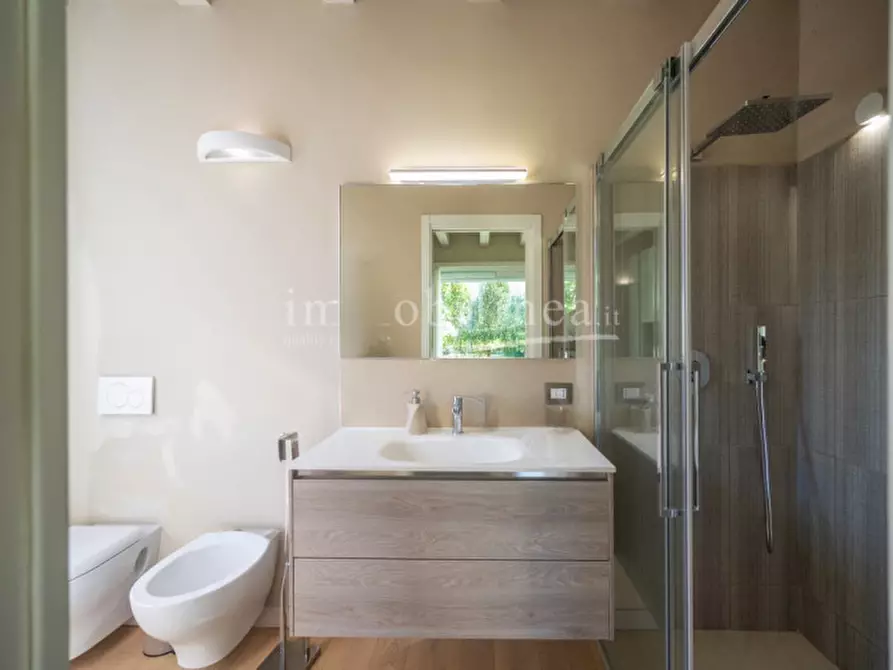 Immagine 33 di Villa in vendita  in Giare - Valsorda a Bardolino