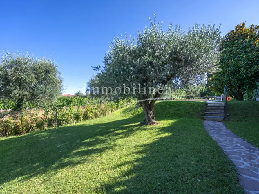 Immagine 35 di Villa in vendita  in Giare - Valsorda a Bardolino