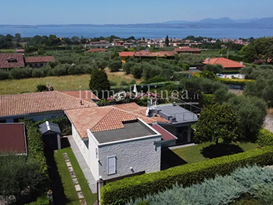 Immagine 38 di Villa in vendita  in Giare - Valsorda a Bardolino