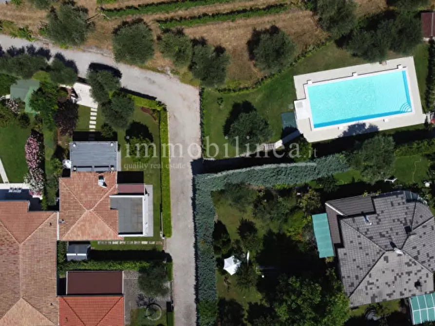 Immagine 45 di Villa in vendita  in Giare - Valsorda a Bardolino