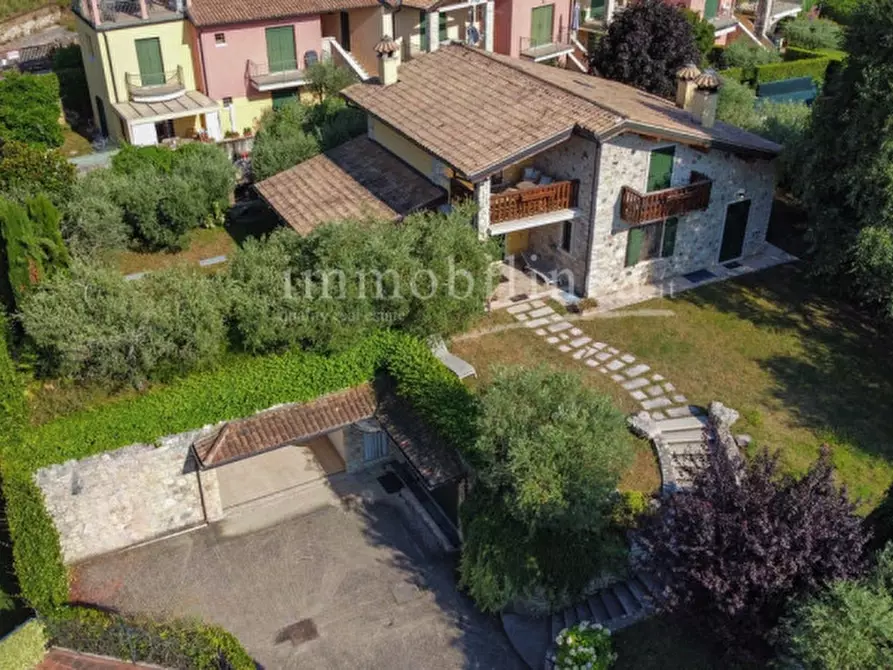 Immagine 7 di Villa in vendita  in via volpara 5 a Torri Del Benaco