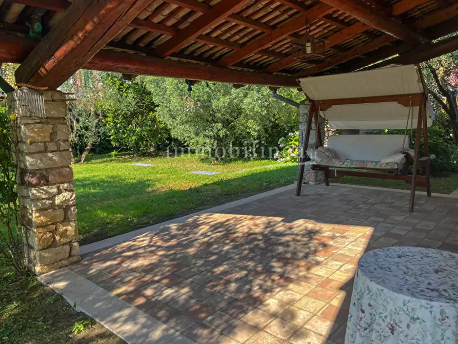 Immagine 16 di Villa in vendita  in via volpara 5 a Torri Del Benaco
