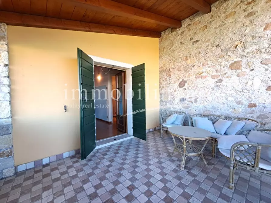 Immagine 21 di Villa in vendita  in via volpara 5 a Torri Del Benaco