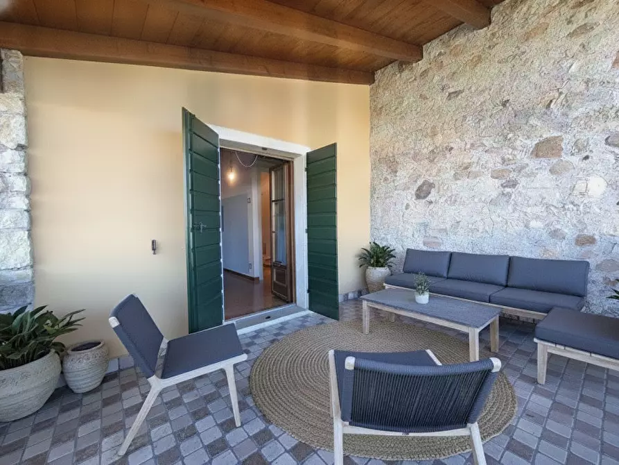 Immagine 21 di Villa in vendita  in via volpara 5 a Torri Del Benaco