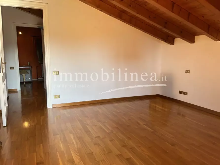 Immagine 24 di Villa in vendita  in via volpara 5 a Torri Del Benaco